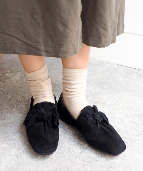 美品✨️あしながおじさん　リボンバブーシュ　フラットシューズ　羊革　24.5 あしながおじさん パンプス リボンバブーシュ 1310190