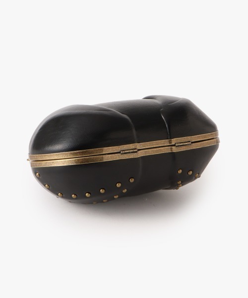 ANNA SUI ボディバッグ エナメルバッグ ブラック 蝶買う