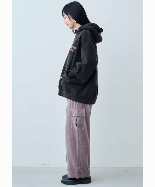 MEDE19F パーカー MEDE19F フェード加工をかけたロゴ入り