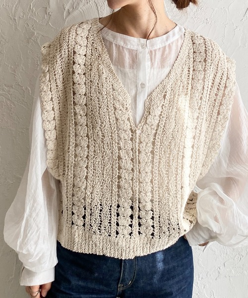 🔰 [Poncho-style vest that covers the front and buttocks