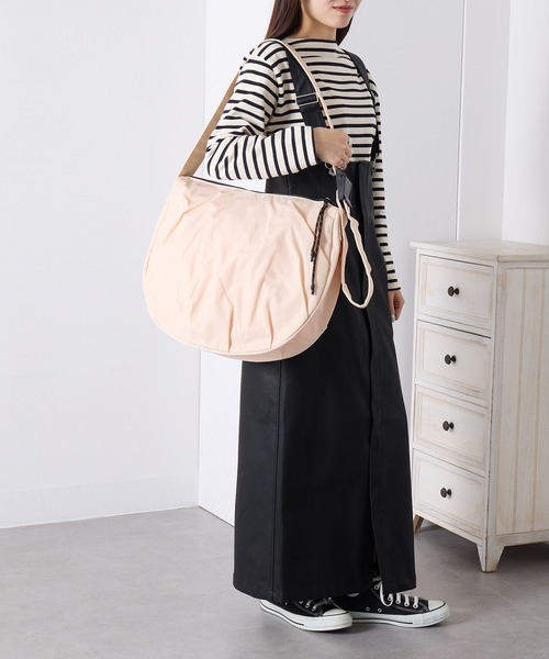 UNIVERSAL OVERALL（ユニバーサルオーバーオール） ショルダーバッグ