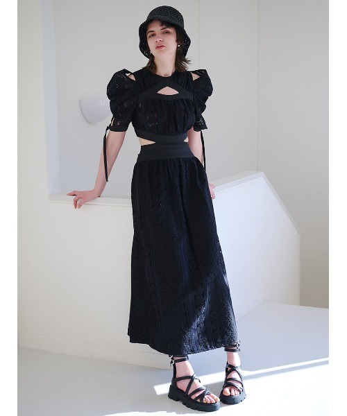 レア品】SNIDEL 半袖ロングワンピース 花柄 SNIDEL 「SNIDEL」 花柄