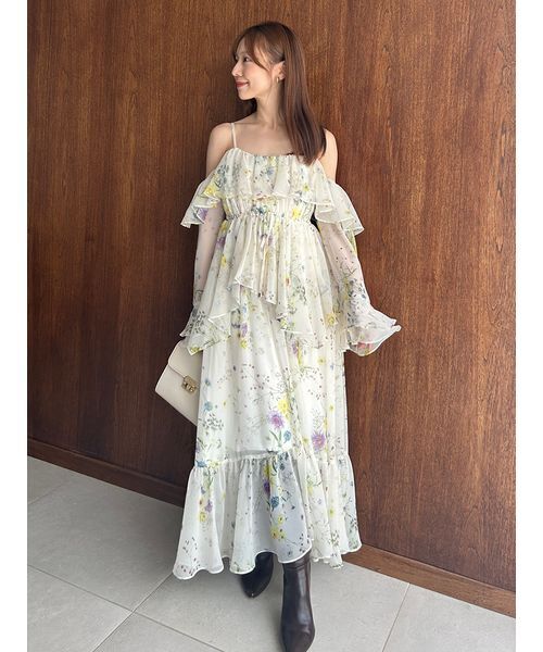 SNIDEL（スナイデル） ワンピース オフショルフリルワンピース