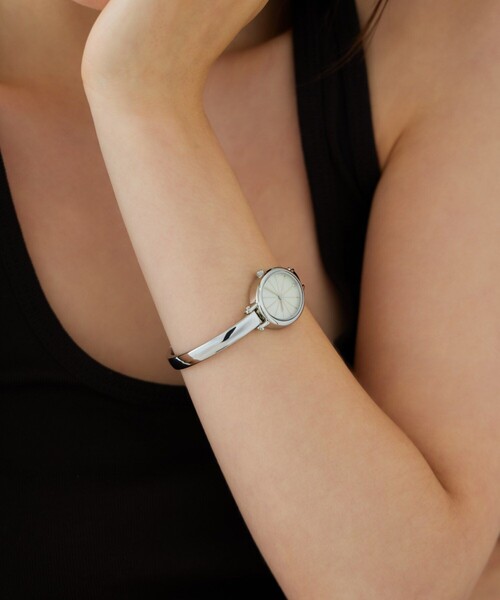 ete（エテ） 腕時計 ダイヤモンド バングルウォッチ レディース
