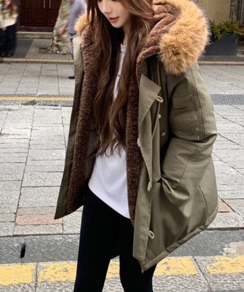 glamb美品ペイズリー柄ファー付きモッズコート glamb美品ペイズリー柄ファー付きモッズコート