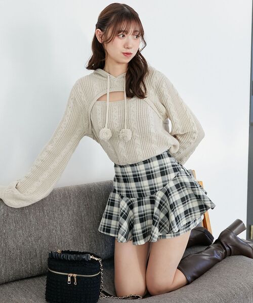 ZARA ポンポン付きケーブルニットセーター ZARA - ZARA ポンポン付きケーブルニットセーターの通販 by R&Y｜ザラ