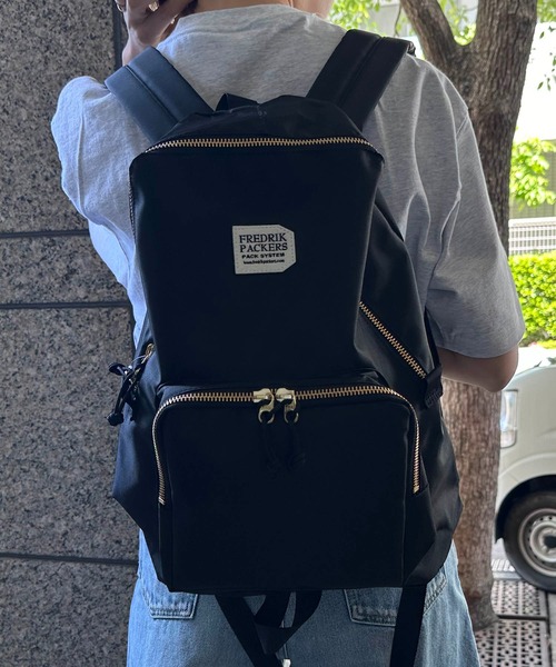 FREDRIK PACKERS（フレドリックパッカーズ） デイバック リュック