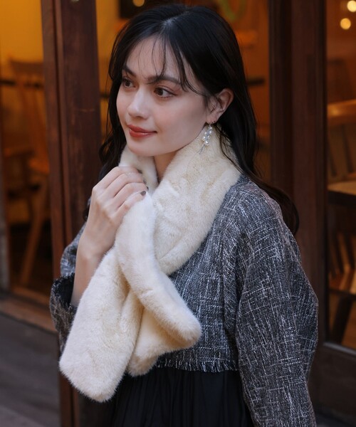 レッセパッセ  ファーティペット  ファーマフラー ブラック 美品 ティペット ファー マフラー レディース 冬 用 フェイクファー 厚手