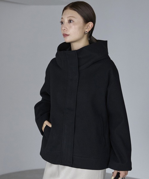 RIRIYANO（リリヤーノ） ノーカラーコート コート フード付きフェイク