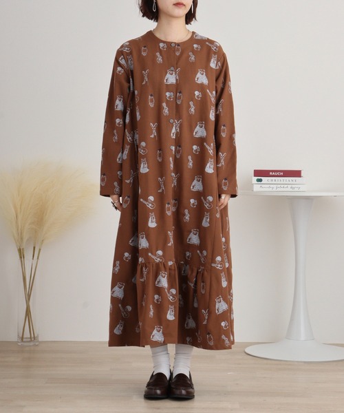 関税送料込み   Embroidered Monologo ワンピース Emago ワンピース EMAGO 森の演奏会総柄刺繍ワンピース
