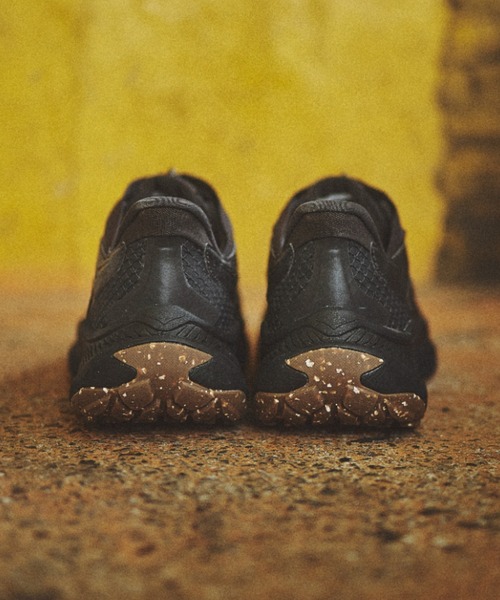 HOKA ONEONE（ホカ オネオネ） スニーカー PROJECT TRANSPORT 1162850