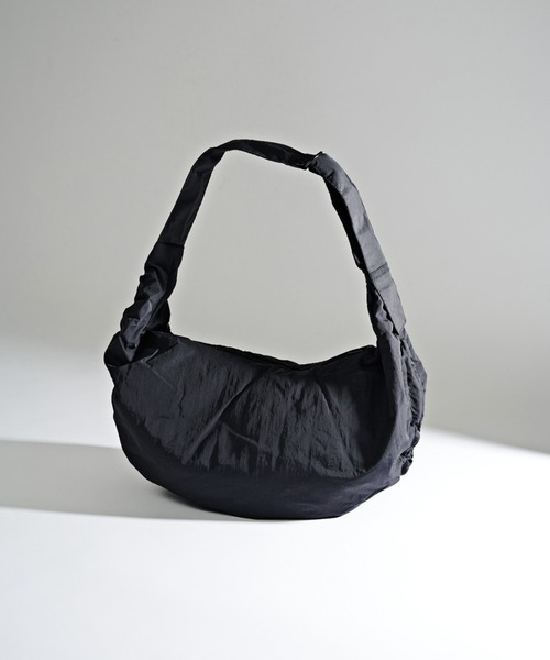 STUDIOUS ショルダーバッグ ブラック STUDIOUS（ステュディオス） ショルダーバッグ 「STUDIOUS」AIR NYLON