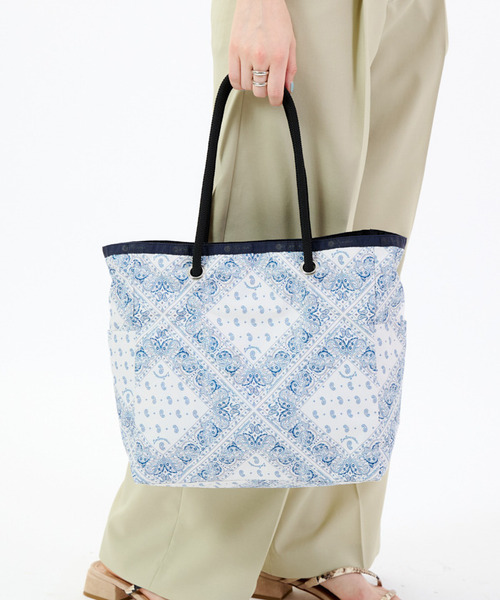 LeSportsac トートバッグ ML 2 WAY TOTE バンダナブリーズ
