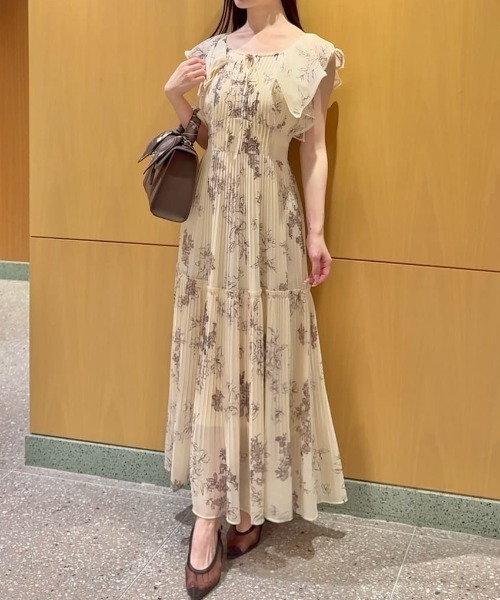 SNIDEL（スナイデル） ワンピース プリーツプリントワンピース