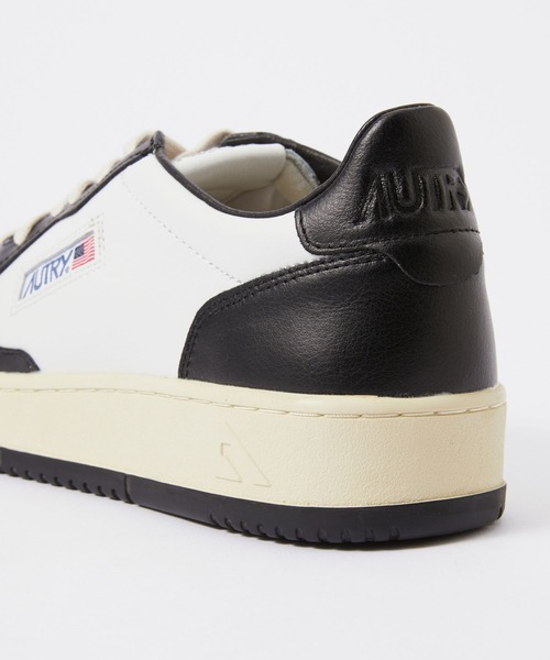 AUTRY スニーカー MEDALIST LOW LEATHER SUEDE SNEAKER オート