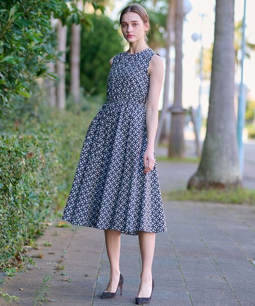 DRESSTERIOR ドレステリア ブラック ノースリーブ ワンピース DRESSTERIOR ワンピース オーバーラップサークルノースリーブ
