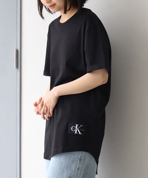  ｜ CKロゴバッジ レギュラー 半袖 T シャツ Calvin Klein】レギュラーフィットCK バッジ ロゴ 半袖Tシャツ