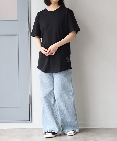  ｜ CKロゴバッジ レギュラー 半袖 T シャツ Calvin Klein】レギュラーフィットCK バッジ ロゴ 半袖Tシャツ