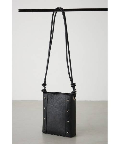 AZUL BY MOUSSY（アズールバイマウジー） ショルダーバッグ スタッズ