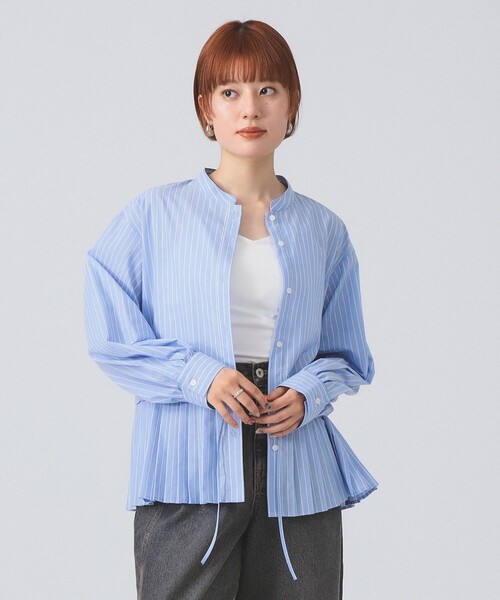 ブラウス シャツ 「4/2値下げ」プリーツ キリカエ バンドカラー シャツ | 新生活・通勤・通学・オフィスカジュアル・オンオフ兼用・好印象コーデの画像