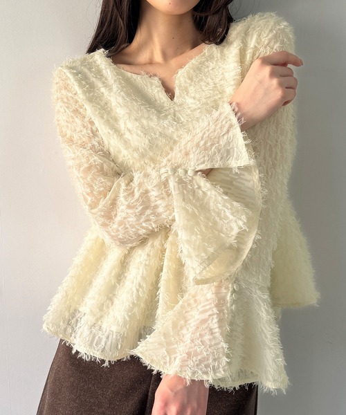 JUNOAH（ジュノア） ブラウス シャツ フリンジジャガードベルスリーブ