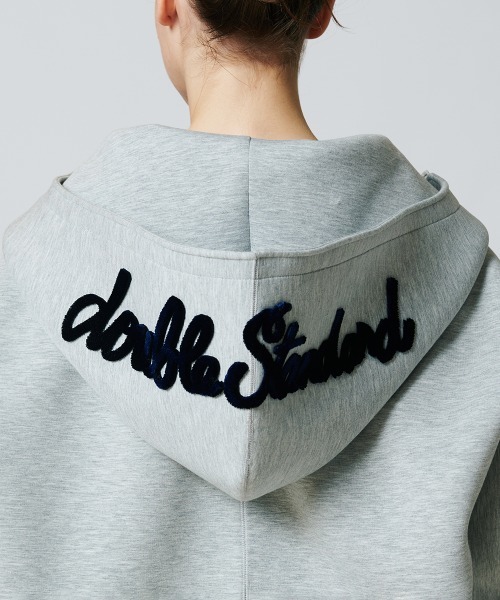 ESSENTIAL（DOUBLE STANDARD CLOTHING） パーカー ダンボールロゴ