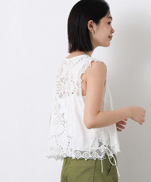 新品タグ付き綿レースキーネックブラウス　White Gready Brilliant（グレディブリリアン） ブラウス シャツ 綿レース