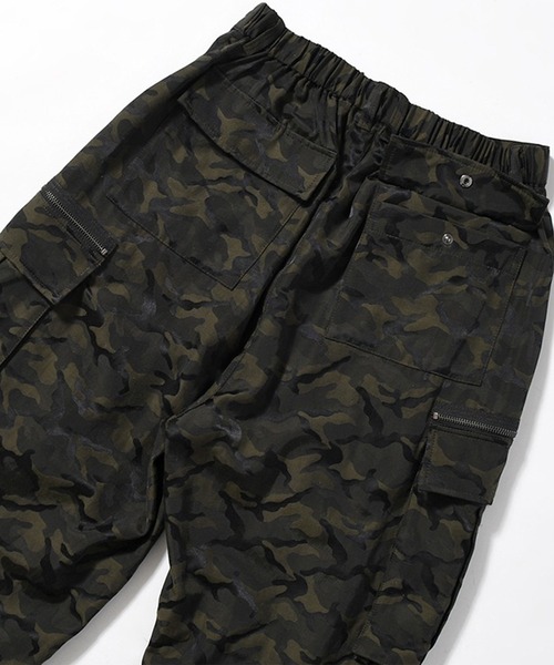カーゴパンツ 「JUHA」CAMOUFLAGE CARGO PANTS メンズの画像