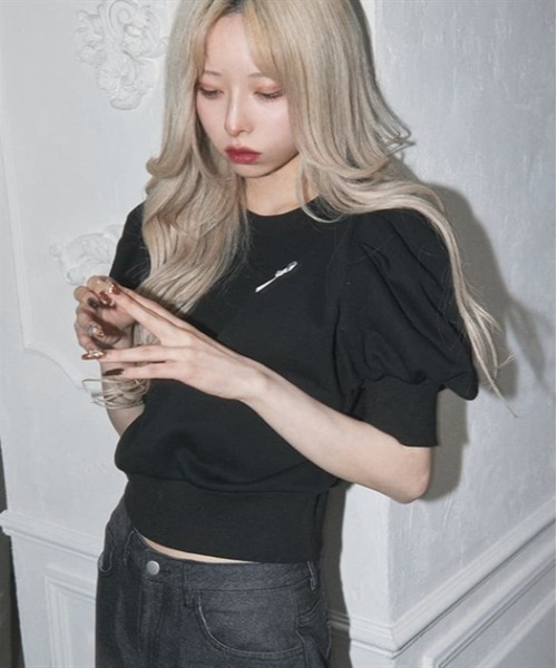 Fickle Bebe（フィクルベベ） tシャツ パフスリーブフリーストップス