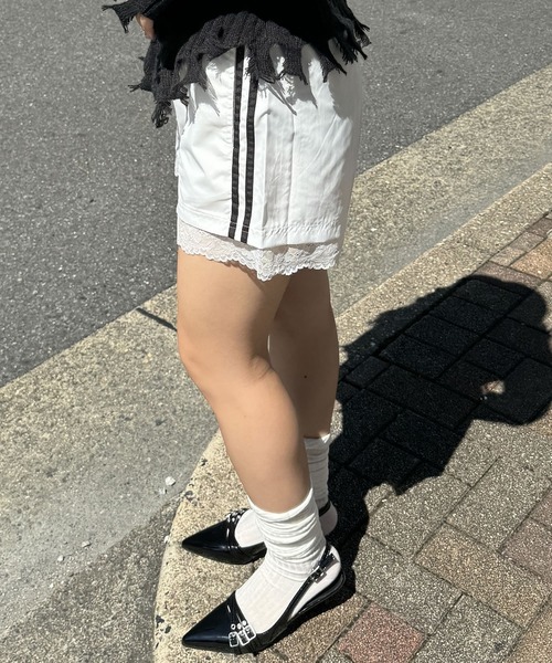 新品未使用レースラインハーフZIPジャージTシャツ&レースラインジャージパンツ サイドライン胸ロゴショート丈ハーフZIPジャージ｜INGNI(イング
