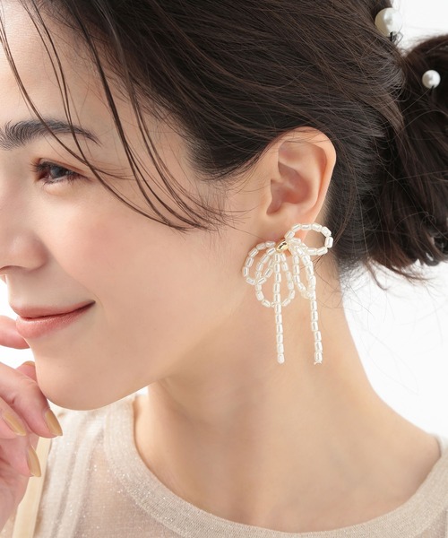 CALIN STANDARD イヤリング 金属アレルギー対応「ecru」 パールリボン