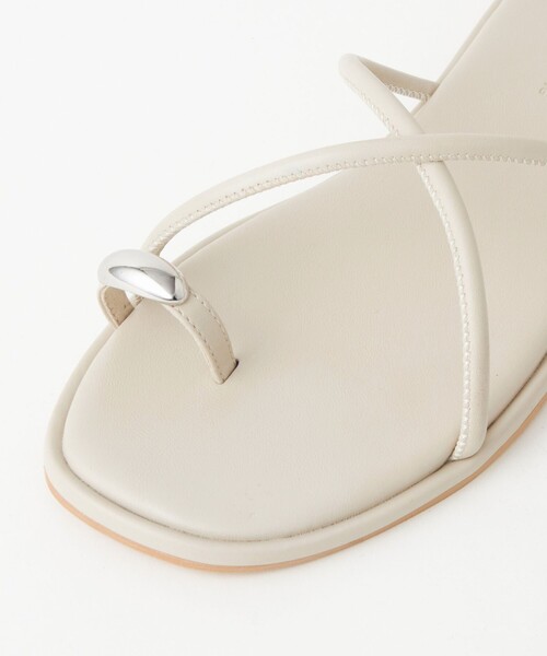 【新品】HEREU ヘリュー ミント　グリーン　サンダル 38 フラット　トング 新品】HEREU ヘリュー ミント グリーン サンダル 38 フラット