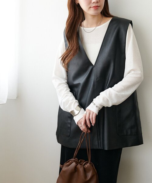 Discoat（ディスコート） ベスト ジレ フェイクレザーVネックベスト