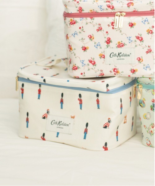 Cath Kidston（キャス・キッドソン） ポーチ バニティーポーチ Royal
