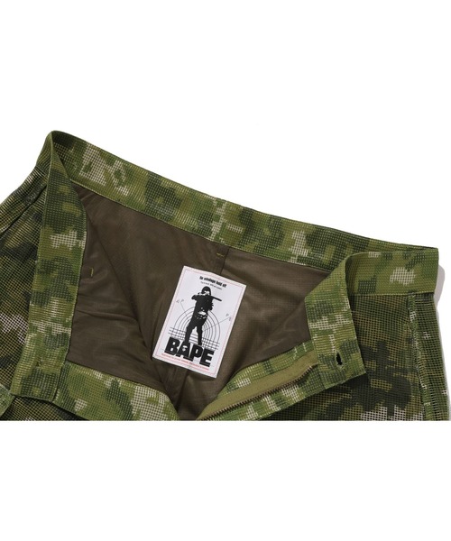 A BATHING APE（アベイシングエイプ） パンツ MULTI PIXEL CAMO CARGO