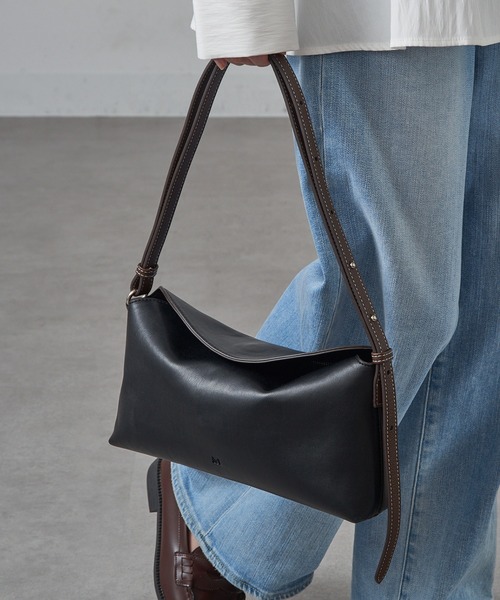 ＆MyuQ 美品 UPIS ショルダーバッグ ＆MyuQ（アンドミューク） ショルダーバッグ バッグ 「＆MyuQ」UPIS