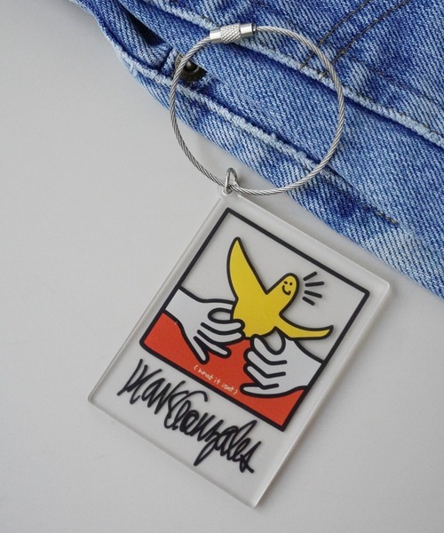 What it isNt）ART BY MARKGONZALES キーホルダー 「 / (ワット