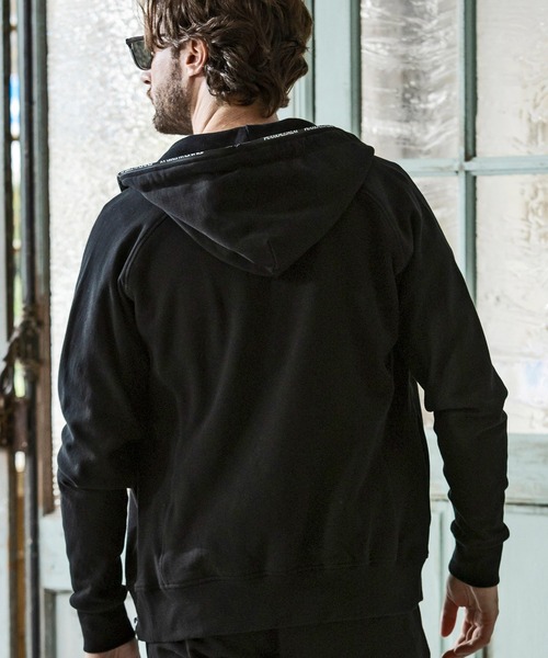 1PIU1UGUALE3 RELAX パーカー　完売品 1PIU1UGUALE3 RELAX パーカー 1PIU1UGUALE3 RELAX(ウノピゥウノウ