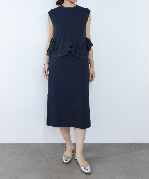 Marilyn Moon ワンピース タフタスパイラルラッフルスリーブ