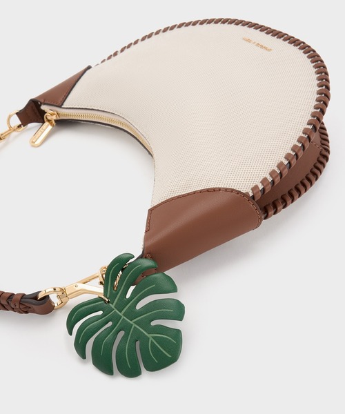 CHARLES ＆ KEITH ショルダーバッグ バッグ Blume ブリュム