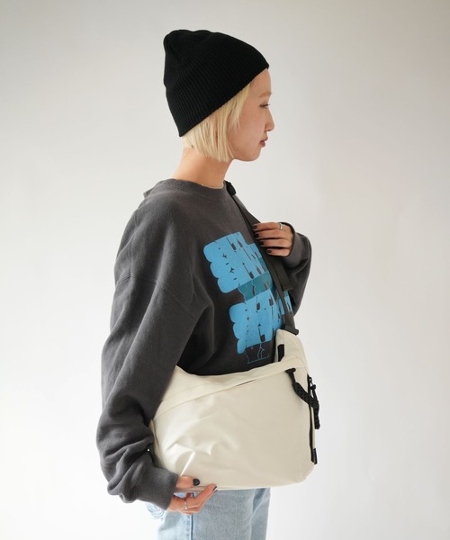 Port（ポート） ショルダーバッグ バッグ 「 」 ハーフムーン型