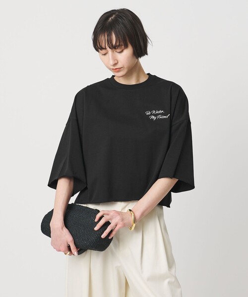 お値下げ！SACRA サクラ　新作　五分丈袖Tシャツ　黒 SACRA（サクラ） tシャツ 「SACRA」ハーフスリーブ クロップド