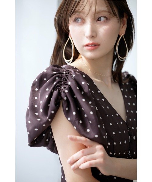 ワンピース Sustainableギャザーパフスリーブドットワンピースの画像
