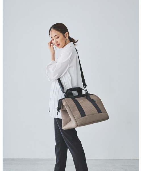 EDITA. ネオプレンボストンバッグ Mサイズ EDITA. ボストンバッグ ネオプレンボストンバッグ M size 旅行