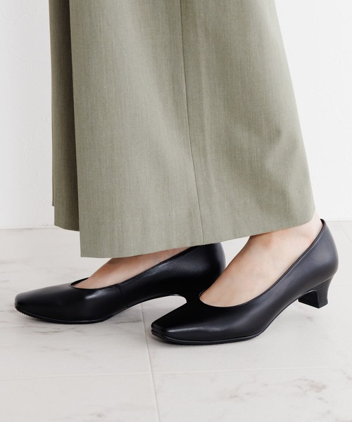 ［新品未使用品］卑弥呼 ブラック ストラップパンプス23.5cm 卑弥呼 ブラックストラップパンプス 黒23.5 - メルカリ