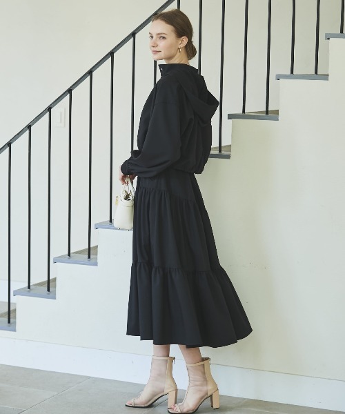 AND COUTURE（アンドクチュール） セットアップ クロップドフーディ＋