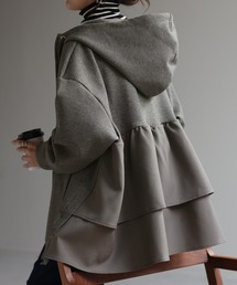 HUG.U（ハグユー） パーカー バックフリルパーカー レディース