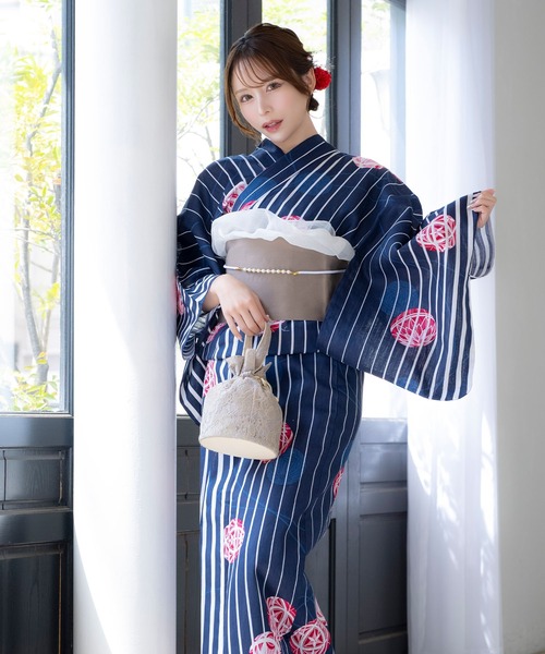 美品　有松絞り　浴衣　しつけ糸　絞りの浴衣　大人の浴衣　淡いカラー　かわいい配色 美品 有松絞り 浴衣 しつけ糸 絞りの浴衣 大人の浴衣 淡いカラー