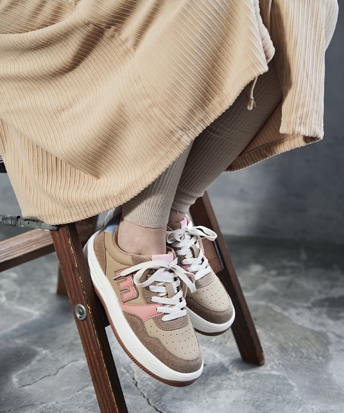 moz（モズ） スニーカー 軽量厚底マルチcolorコートスニーカー