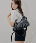 ボストンバッグ ポーチチャーム付きスエードコン...の詳細画像1